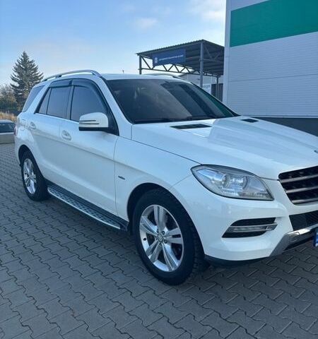 Білий Мерседес М-Клас, об'ємом двигуна 3.5 л та пробігом 190 тис. км за 16500 $, фото 1 на Automoto.ua