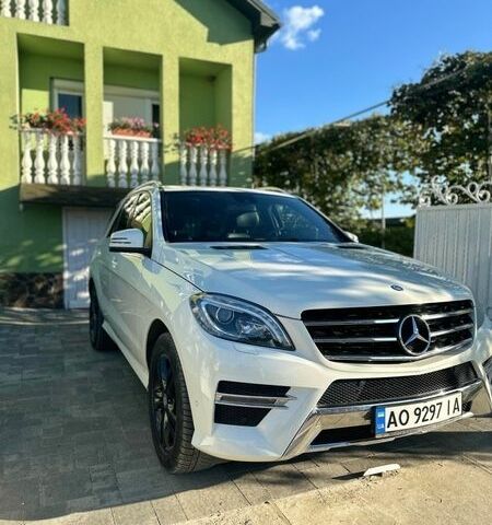 Білий Мерседес М-Клас, об'ємом двигуна 2.99 л та пробігом 300 тис. км за 21500 $, фото 1 на Automoto.ua