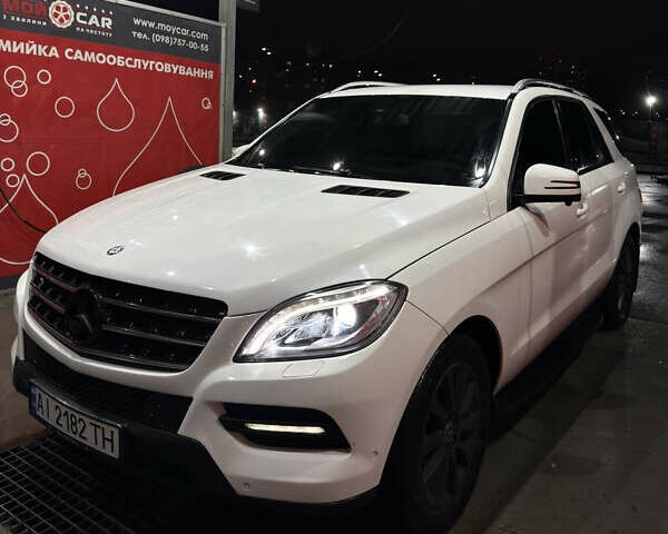 Білий Мерседес М-Клас, об'ємом двигуна 2.14 л та пробігом 255 тис. км за 20300 $, фото 1 на Automoto.ua