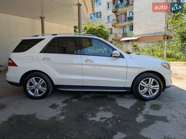 Белый Мерседес М-Класс, объемом двигателя 3 л и пробегом 340 тыс. км за 20500 $, фото 1 на Automoto.ua