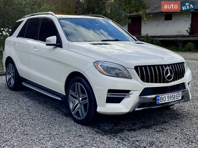Білий Мерседес М-Клас, об'ємом двигуна 2.99 л та пробігом 242 тис. км за 23700 $, фото 1 на Automoto.ua