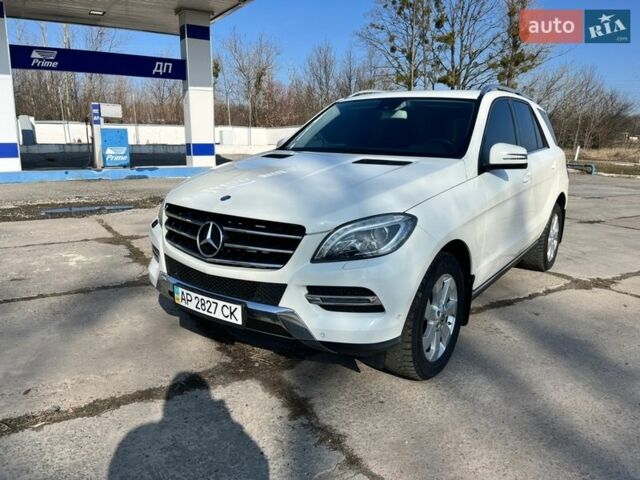 Белый Мерседес М-Класс, объемом двигателя 2.14 л и пробегом 120 тыс. км за 21000 $, фото 1 на Automoto.ua