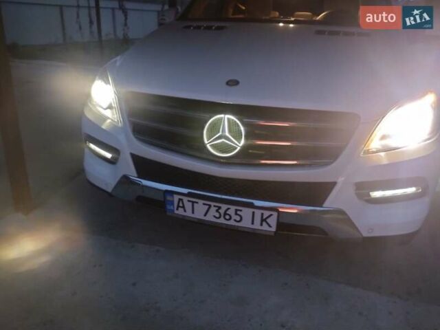 Білий Мерседес М-Клас, об'ємом двигуна 2.99 л та пробігом 220 тис. км за 22000 $, фото 1 на Automoto.ua