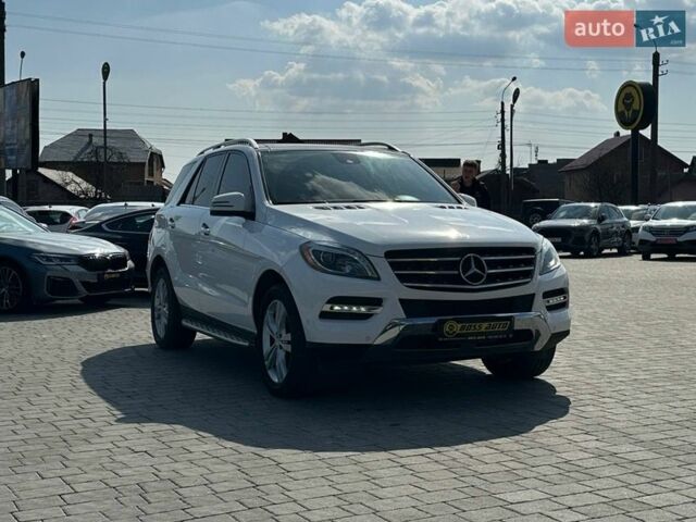 Білий Мерседес М-Клас, об'ємом двигуна 2.99 л та пробігом 226 тис. км за 21000 $, фото 1 на Automoto.ua