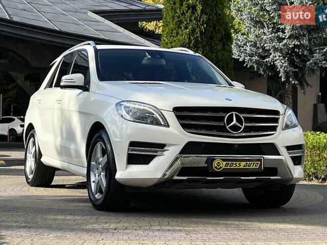 Белый Мерседес М-Класс, объемом двигателя 2.99 л и пробегом 139 тыс. км за 23300 $, фото 1 на Automoto.ua