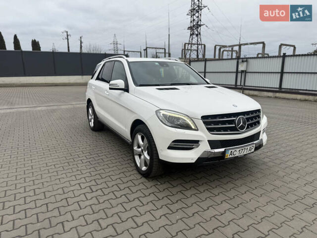 Белый Мерседес М-Класс, объемом двигателя 2.99 л и пробегом 397 тыс. км за 19950 $, фото 1 на Automoto.ua