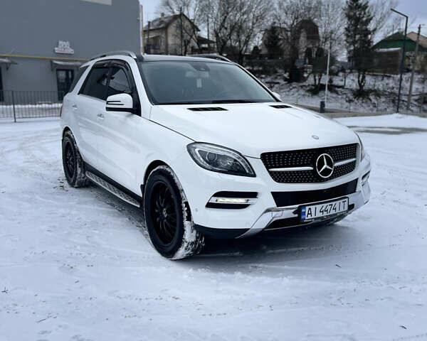 Белый Мерседес М-Класс, объемом двигателя 3.5 л и пробегом 149 тыс. км за 18500 $, фото 1 на Automoto.ua