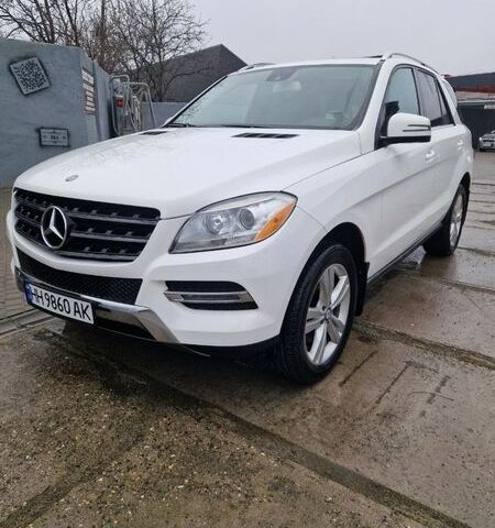 Белый Мерседес М-Класс, объемом двигателя 2.14 л и пробегом 272 тыс. км за 20500 $, фото 1 на Automoto.ua