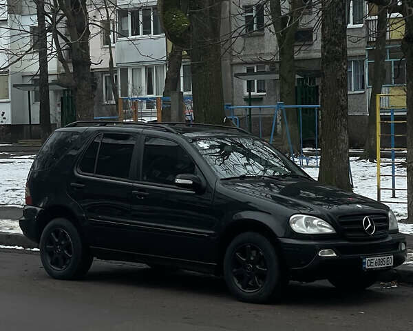 Чорний Мерседес М-Клас, об'ємом двигуна 2.69 л та пробігом 450 тис. км за 5481 $, фото 1 на Automoto.ua