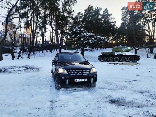 Чорний Мерседес М-Клас, об'ємом двигуна 3.5 л та пробігом 266 тис. км за 10300 $, фото 1 на Automoto.ua