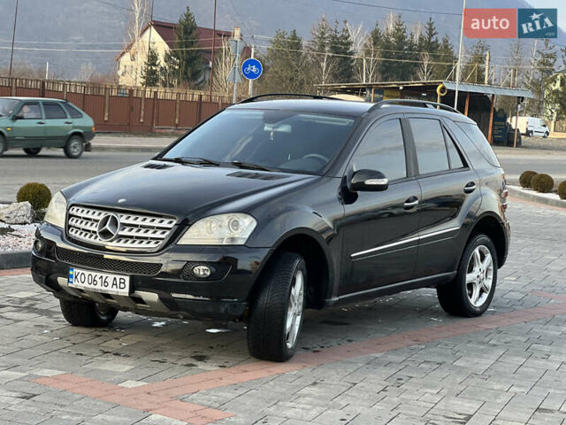 Черный Мерседес М-Класс, объемом двигателя 3 л и пробегом 373 тыс. км за 9800 $, фото 1 на Automoto.ua