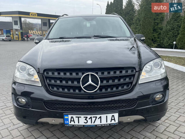Чорний Мерседес М-Клас, об'ємом двигуна 3 л та пробігом 232 тис. км за 12300 $, фото 1 на Automoto.ua
