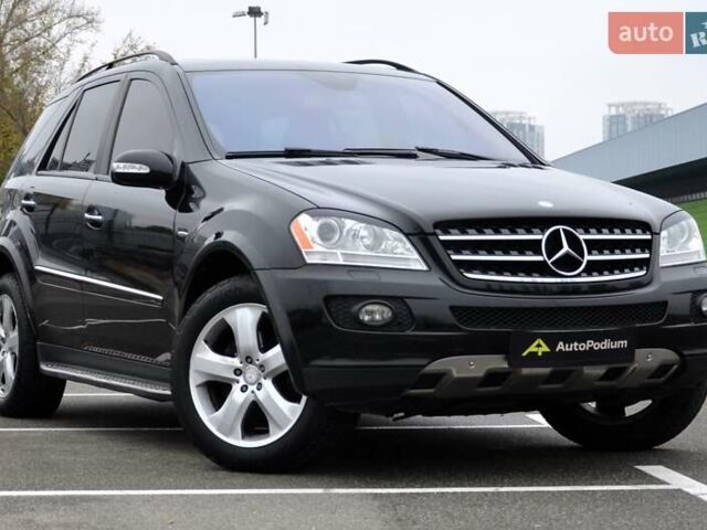 Чорний Мерседес М-Клас, об'ємом двигуна 3.5 л та пробігом 197 тис. км за 9999 $, фото 1 на Automoto.ua