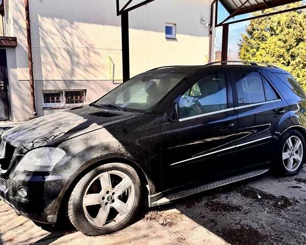 Чорний Мерседес М-Клас, об'ємом двигуна 3.5 л та пробігом 250 тис. км за 7400 $, фото 1 на Automoto.ua