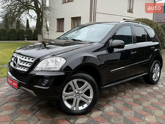 Черный Мерседес М-Класс, объемом двигателя 3 л и пробегом 268 тыс. км за 14250 $, фото 1 на Automoto.ua