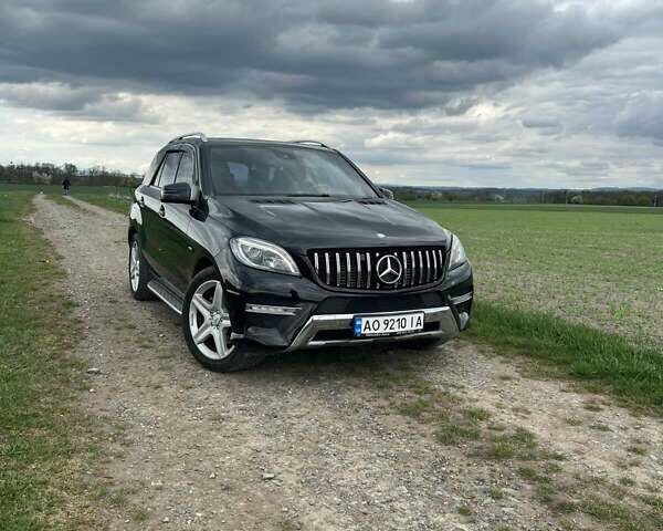 Черный Мерседес М-Класс, объемом двигателя 2.99 л и пробегом 250 тыс. км за 23700 $, фото 1 на Automoto.ua