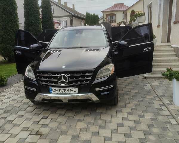 Черный Мерседес М-Класс, объемом двигателя 3 л и пробегом 272 тыс. км за 21500 $, фото 1 на Automoto.ua