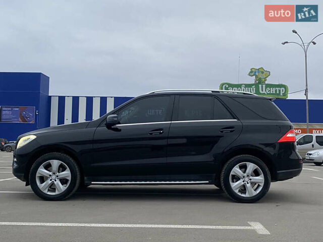 Черный Мерседес М-Класс, объемом двигателя 2.99 л и пробегом 246 тыс. км за 21000 $, фото 1 на Automoto.ua