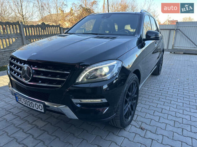 Черный Мерседес М-Класс, объемом двигателя 3 л и пробегом 377 тыс. км за 23500 $, фото 1 на Automoto.ua