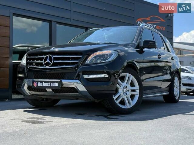 Черный Мерседес М-Класс, объемом двигателя 2.14 л и пробегом 389 тыс. км за 20697 $, фото 1 на Automoto.ua