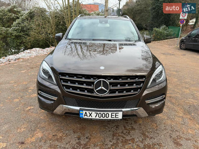 Коричневый Мерседес М-Класс, объемом двигателя 2.14 л и пробегом 69 тыс. км за 25500 $, фото 1 на Automoto.ua