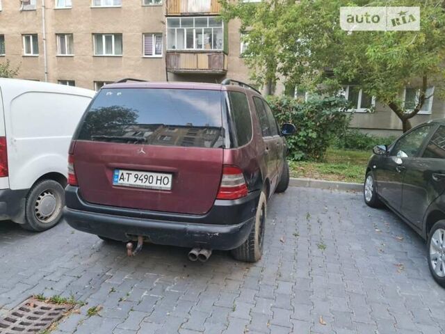 Червоний Мерседес М-Клас, об'ємом двигуна 2.3 л та пробігом 300 тис. км за 4700 $, фото 1 на Automoto.ua