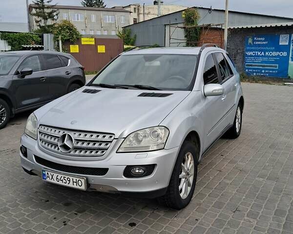 Мерседес М-Класс, объемом двигателя 2.99 л и пробегом 233 тыс. км за 10650 $, фото 1 на Automoto.ua