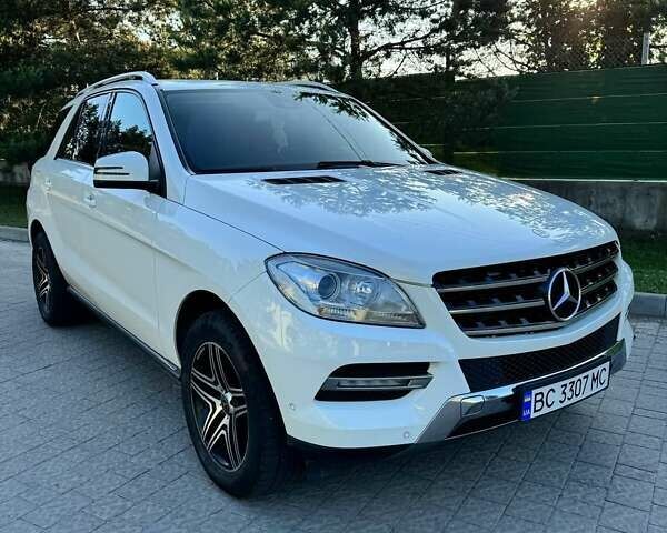 Мерседес М-Класс, объемом двигателя 2.2 л и пробегом 182 тыс. км за 20500 $, фото 1 на Automoto.ua