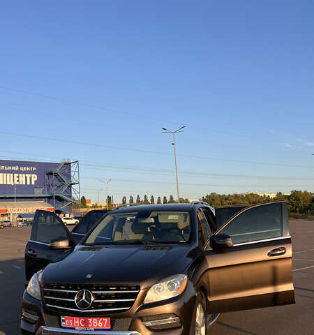 Мерседес М-Класс, объемом двигателя 2.99 л и пробегом 275 тыс. км за 22000 $, фото 1 на Automoto.ua