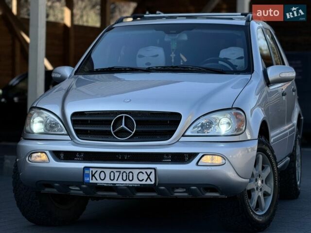 Серый Мерседес М-Класс, объемом двигателя 2.69 л и пробегом 350 тыс. км за 9700 $, фото 1 на Automoto.ua