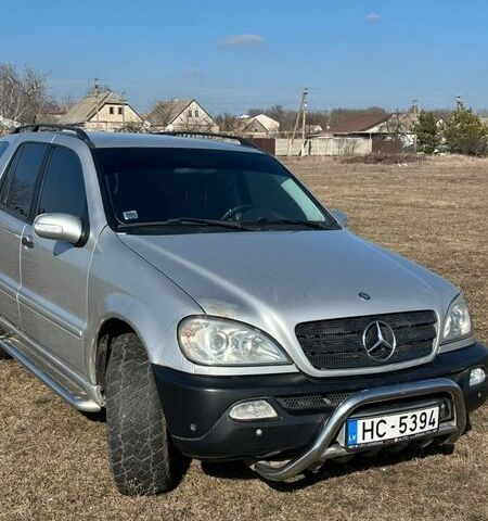 Сірий Мерседес М-Клас, об'ємом двигуна 2.7 л та пробігом 300 тис. км за 4999 $, фото 1 на Automoto.ua