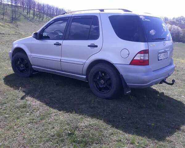 Сірий Мерседес М-Клас, об'ємом двигуна 2.7 л та пробігом 407 тис. км за 7300 $, фото 1 на Automoto.ua