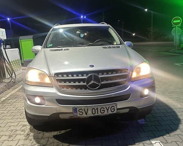 Серый Мерседес М-Класс, объемом двигателя 0 л и пробегом 320 тыс. км за 6200 $, фото 1 на Automoto.ua