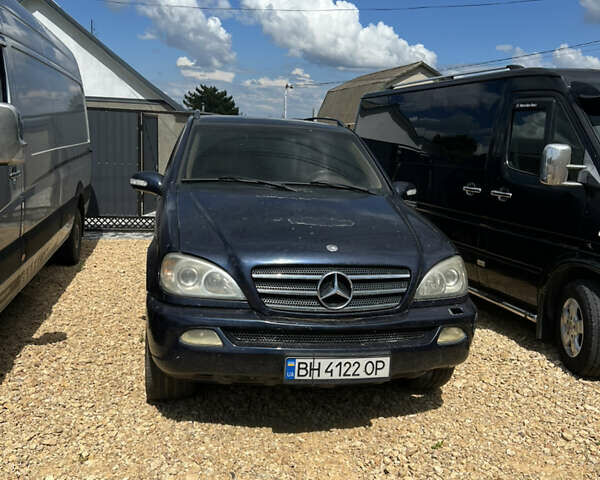 Синий Мерседес М-Класс, объемом двигателя 2.7 л и пробегом 427 тыс. км за 6150 $, фото 1 на Automoto.ua