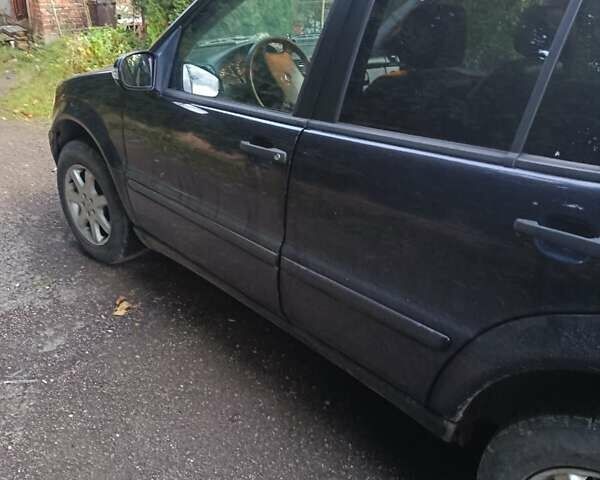 Синий Мерседес М-Класс, объемом двигателя 2.7 л и пробегом 260 тыс. км за 4315 $, фото 1 на Automoto.ua