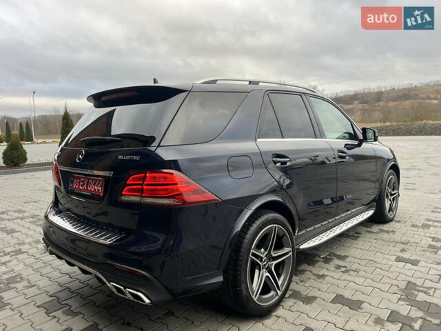 Синій Мерседес М-Клас, об'ємом двигуна 3 л та пробігом 166 тис. км за 30900 $, фото 1 на Automoto.ua