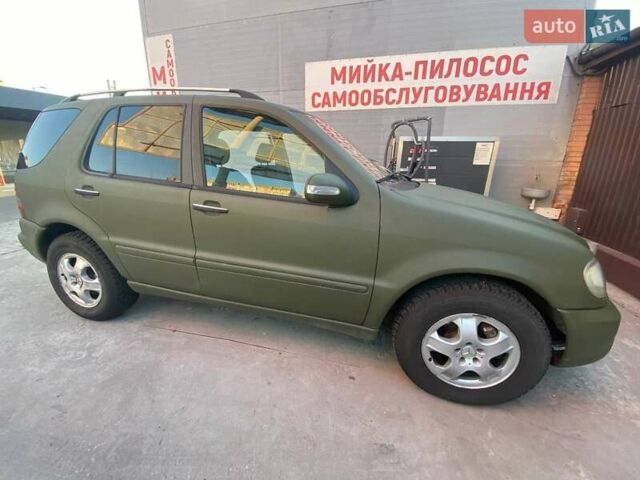 Зелений Мерседес М-Клас, об'ємом двигуна 3.5 л та пробігом 467 тис. км за 6000 $, фото 1 на Automoto.ua