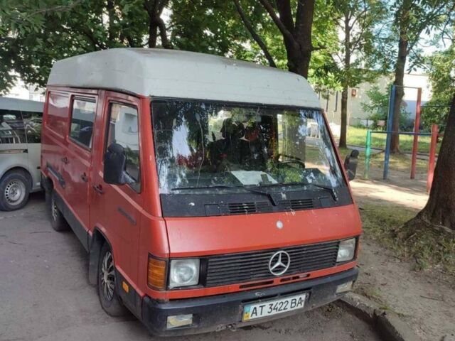 Оранжевый Мерседес MB-Class, объемом двигателя 2.4 л и пробегом 500 тыс. км за 2500 $, фото 1 на Automoto.ua