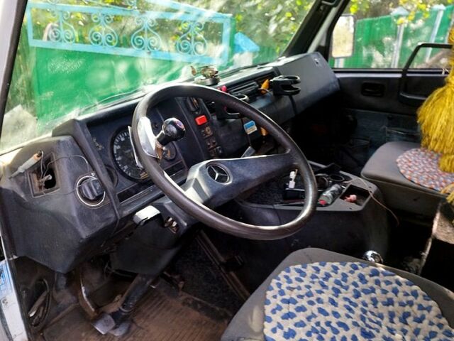 Мерседес МБ100, объемом двигателя 2.4 л и пробегом 0 тыс. км за 1600 $, фото 1 на Automoto.ua