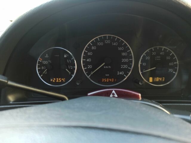 Черный Мерседес МЛ 350, объемом двигателя 3.7 л и пробегом 350 тыс. км за 5950 $, фото 1 на Automoto.ua