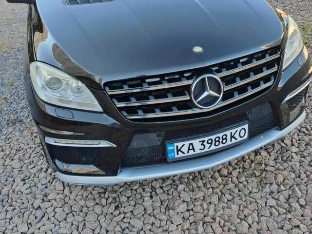 Чорний Мерседес МЛ 350, об'ємом двигуна 3.5 л та пробігом 161 тис. км за 18499 $, фото 1 на Automoto.ua
