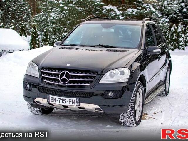 Чорний Мерседес МЛ класс, об'ємом двигуна 3 л та пробігом 21600 тис. км за 3100 $, фото 1 на Automoto.ua