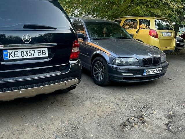 Черный Мерседес МЛ класс, объемом двигателя 3 л и пробегом 0 тыс. км за 14300 $, фото 1 на Automoto.ua