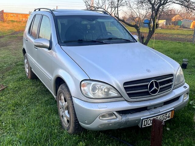 Мерседес МЛ класс, объемом двигателя 40 л и пробегом 0 тыс. км за 4300 $, фото 1 на Automoto.ua