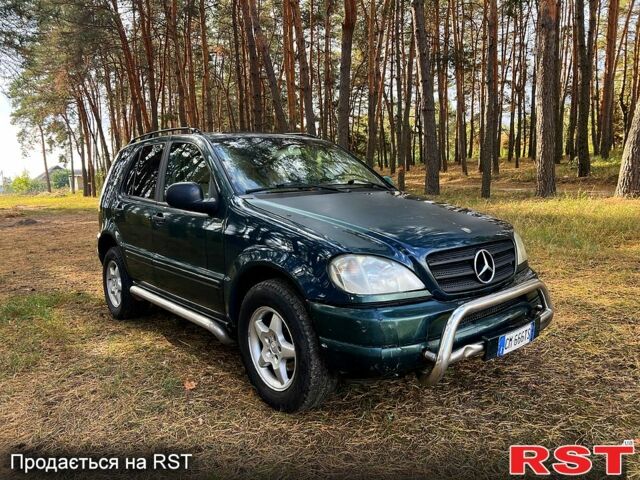 Мерседес МЛ класс, об'ємом двигуна 2.7 л та пробігом 280 тис. км за 3300 $, фото 1 на Automoto.ua
