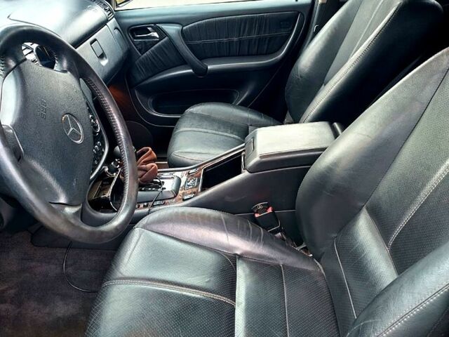 Мерседес МЛ класс, об'ємом двигуна 4 л та пробігом 0 тис. км за 4600 $, фото 1 на Automoto.ua