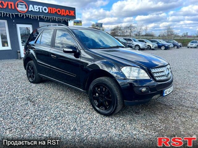 Мерседес ML-Class, об'ємом двигуна 3.5 л та пробігом 239 тис. км за 8500 $, фото 1 на Automoto.ua
