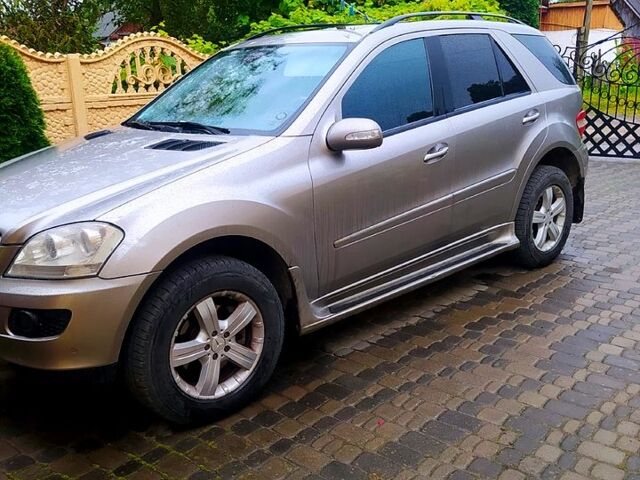 Мерседес МЛ класс, об'ємом двигуна 5 л та пробігом 0 тис. км за 11000 $, фото 1 на Automoto.ua