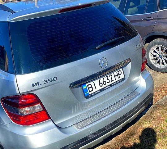 Мерседес ML-Class, об'ємом двигуна 3.5 л та пробігом 98 тис. км за 12600 $, фото 1 на Automoto.ua