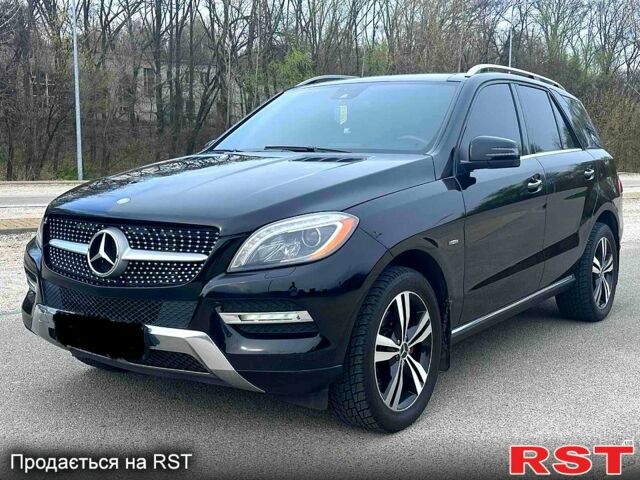 Мерседес ML-Class, об'ємом двигуна 30 л та пробігом 163 тис. км за 22500 $, фото 1 на Automoto.ua